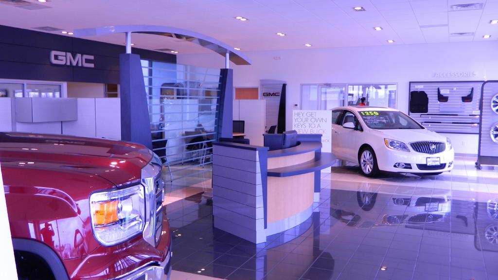 Dealership gallery photo 4