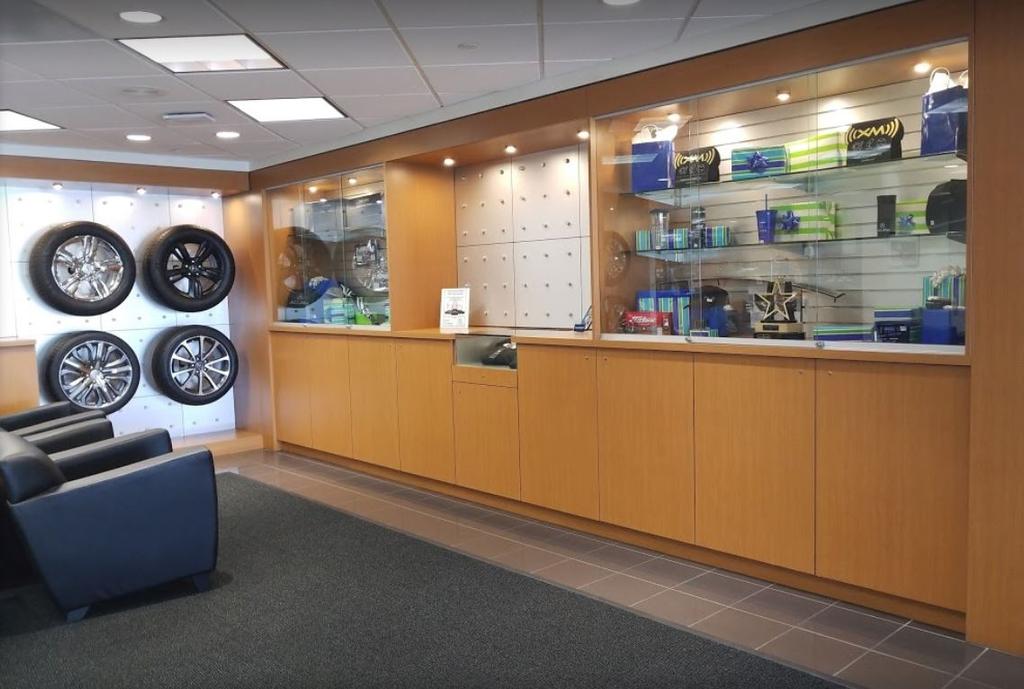 Dealership gallery photo 3