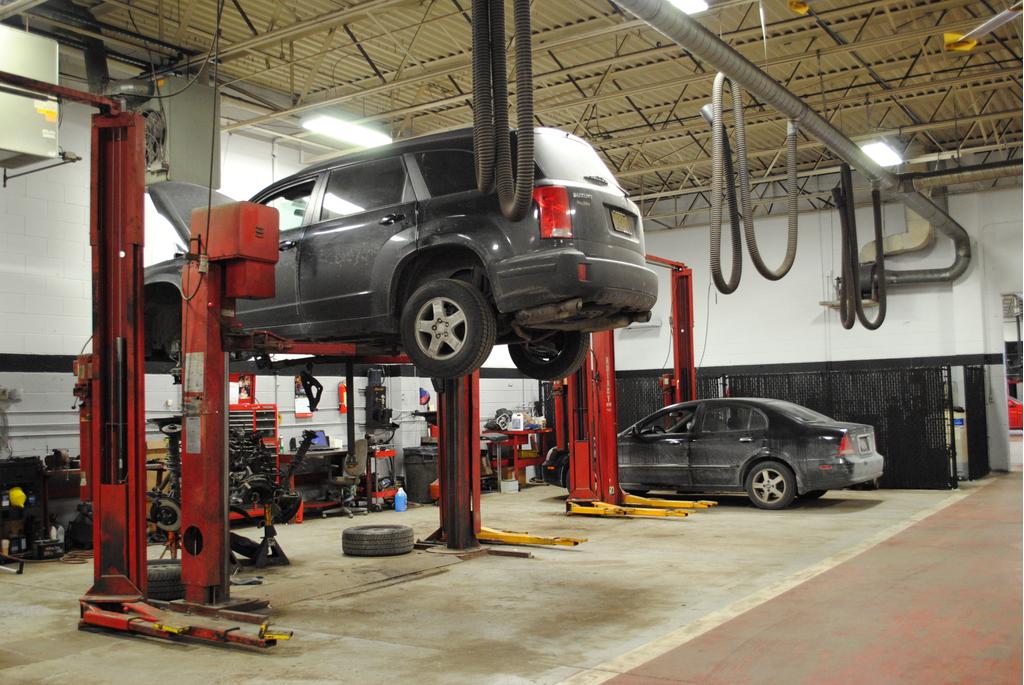 Dealership gallery photo 7