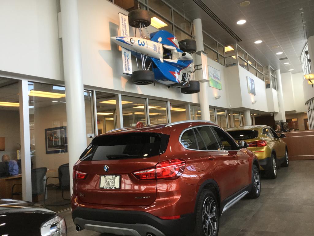 Dealership gallery photo 6
