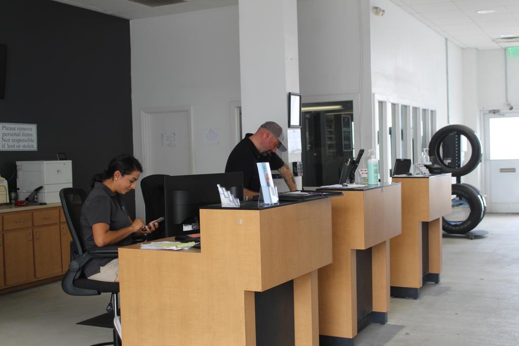 Dealership gallery photo 8