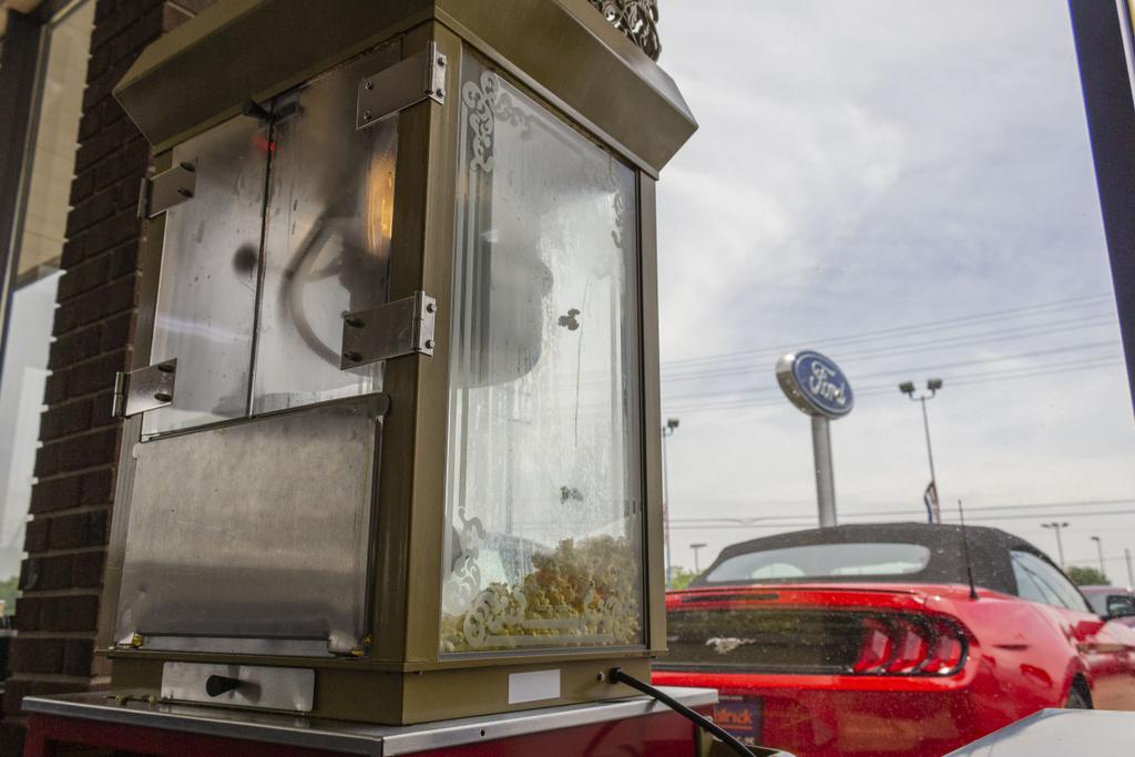 Dealership gallery photo 11