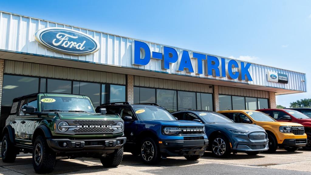 Dealership gallery photo 2