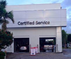 Dealership gallery photo 9