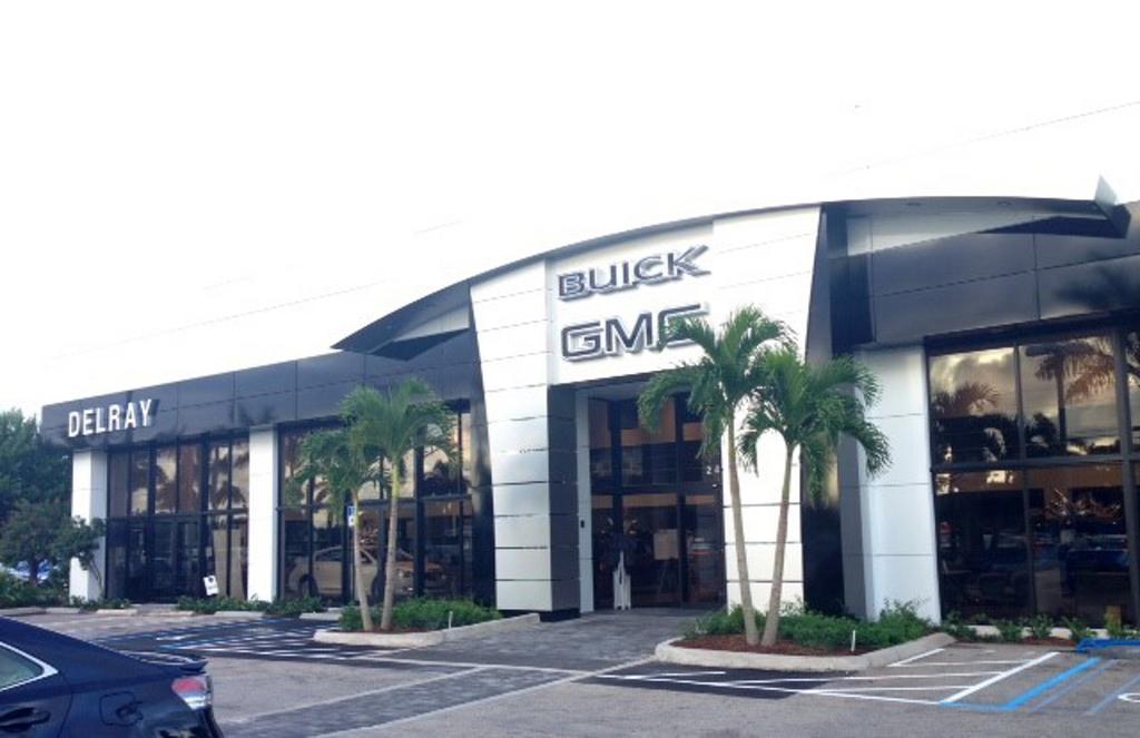 Dealership gallery photo 2