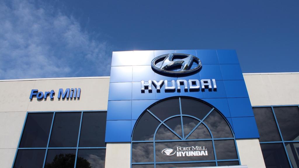 Dealership gallery photo 4