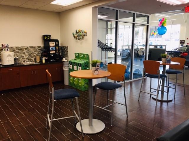 Dealership gallery photo 9