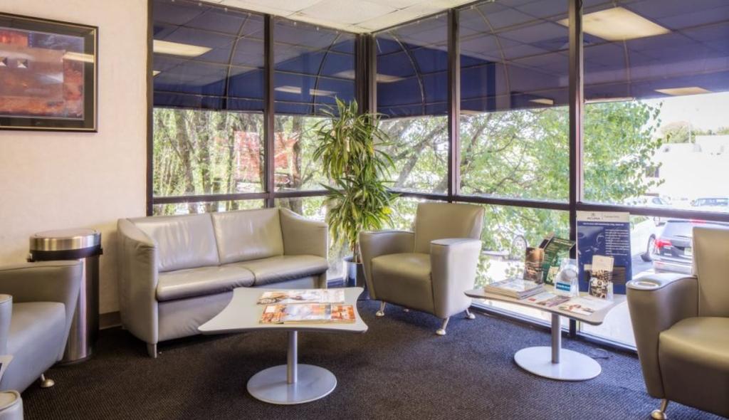 Dealership gallery photo 7