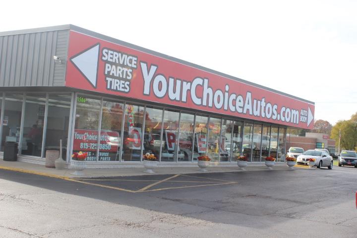 Dealership gallery photo 1