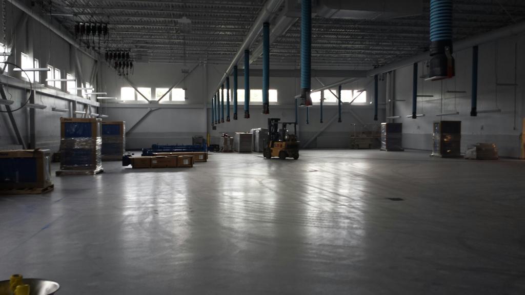 Dealership gallery photo 9