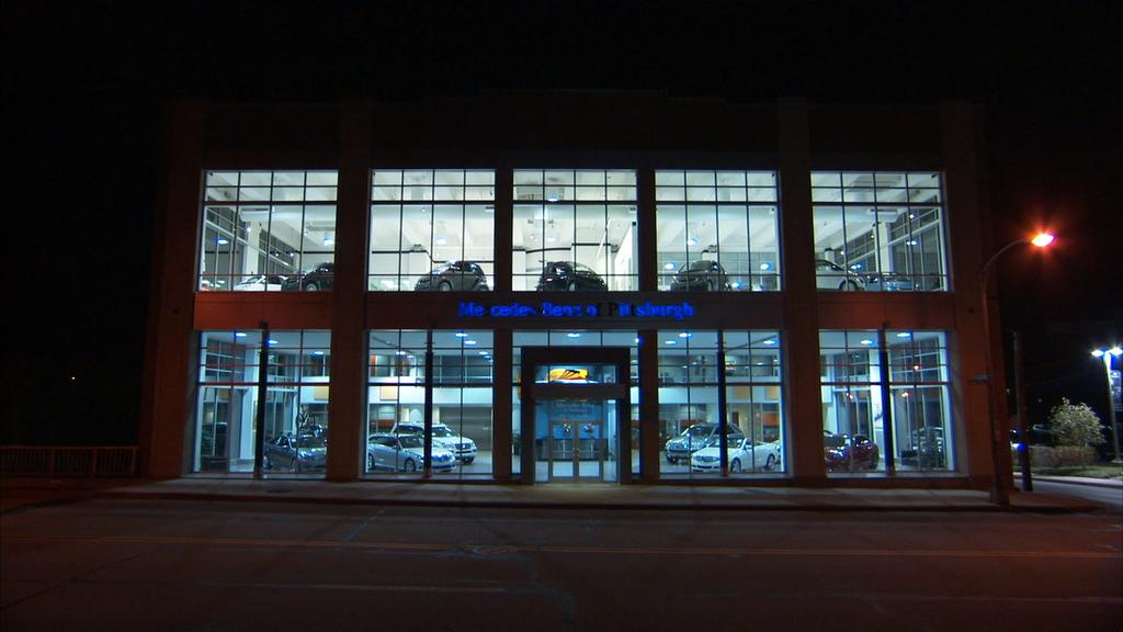 Dealership gallery photo 1