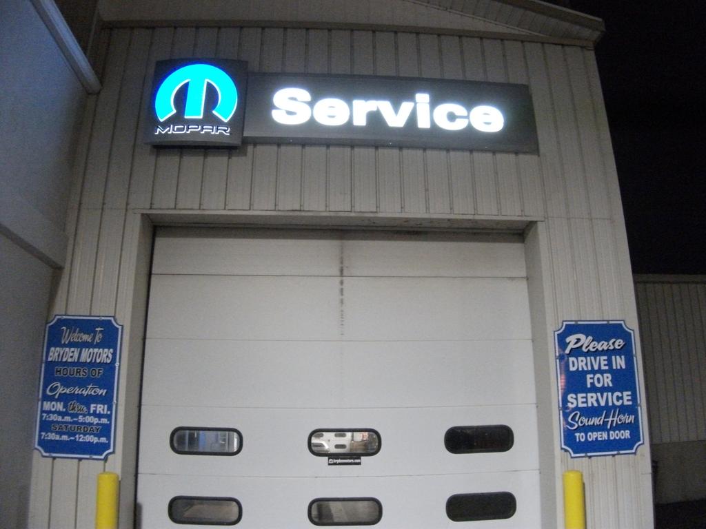 Dealership gallery photo 2