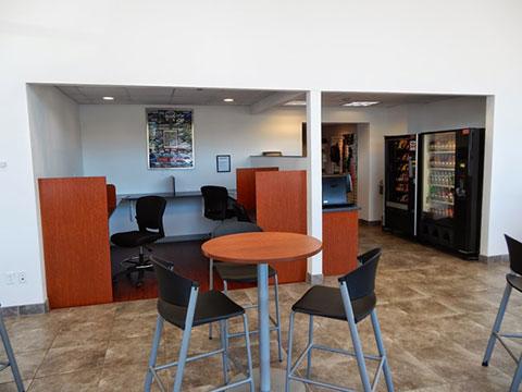 Dealership gallery photo 8