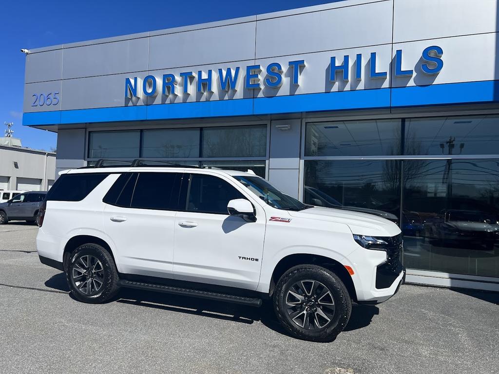 Dealership gallery photo 5