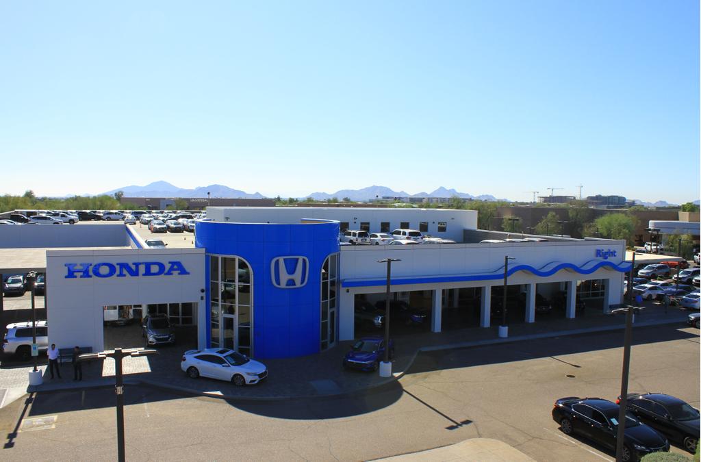 Dealership gallery photo 1