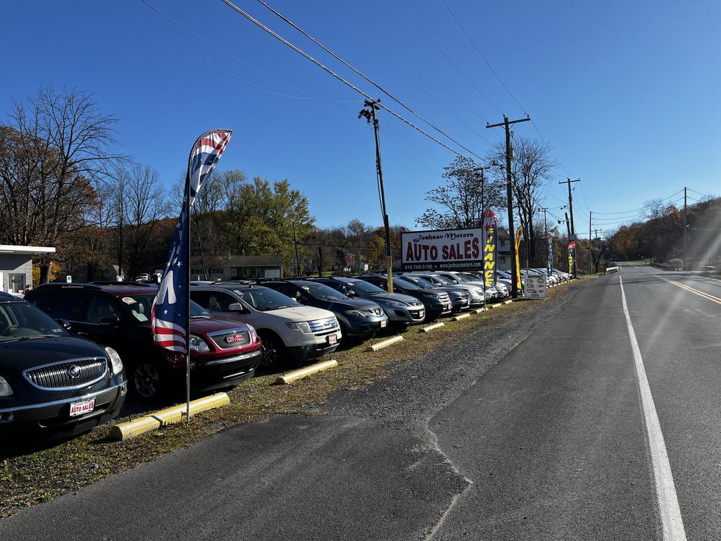 Dealership gallery photo 3
