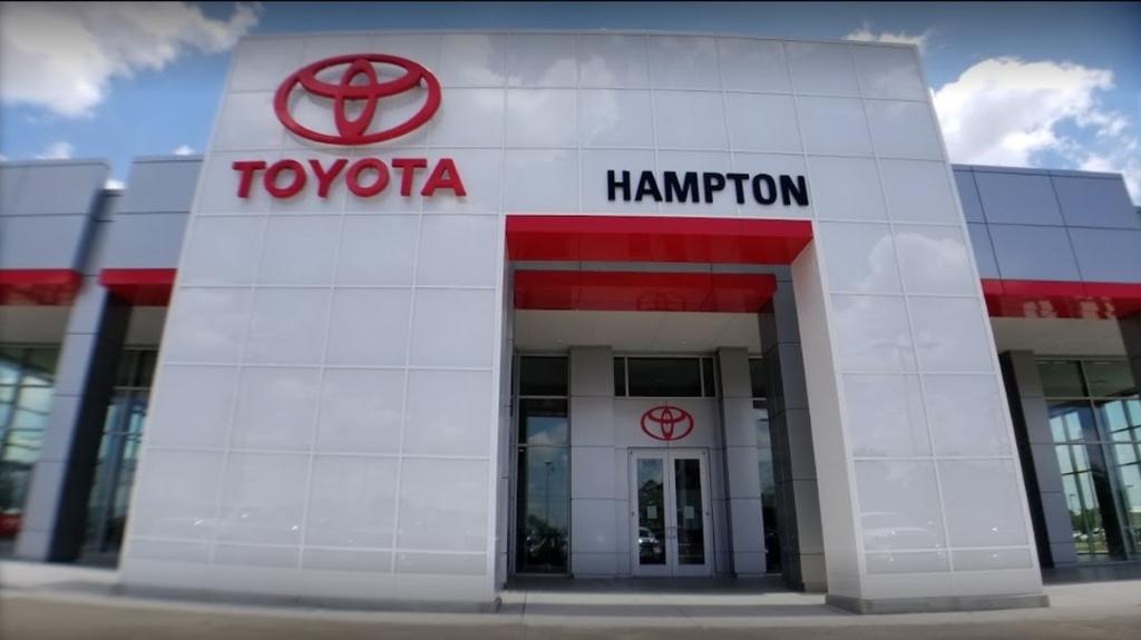 Dealership gallery photo 3