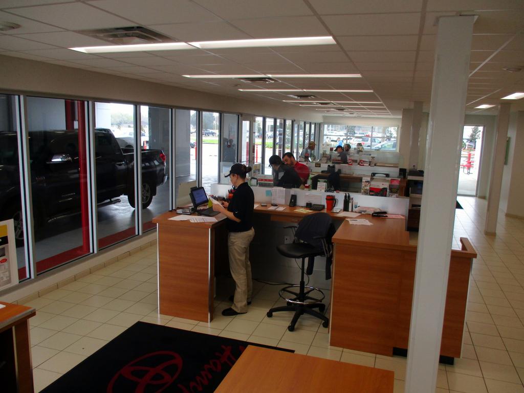Dealership gallery photo 7