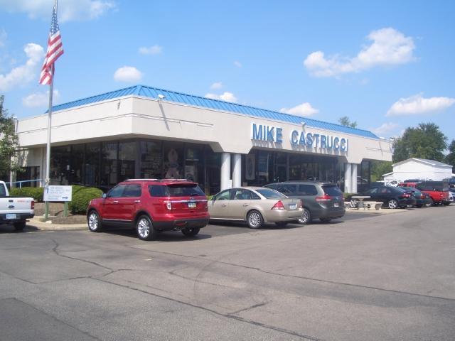 Dealership gallery photo 1