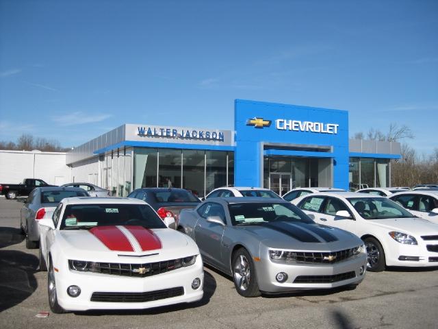 Dealership gallery photo 3