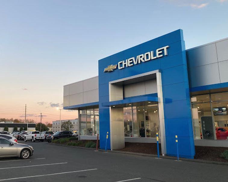 Dealership gallery photo 2