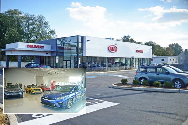 Dealership gallery photo 1