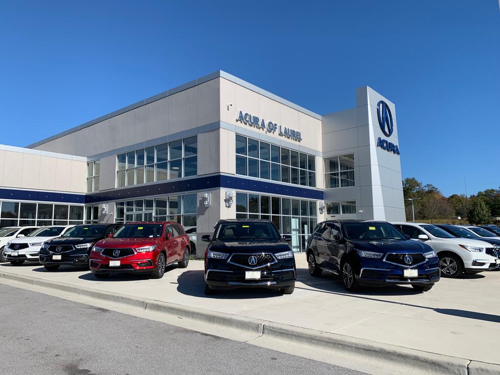 Dealership gallery photo 1