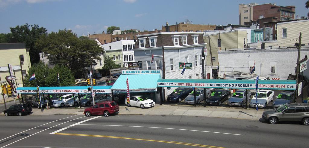 Dealership gallery photo 5