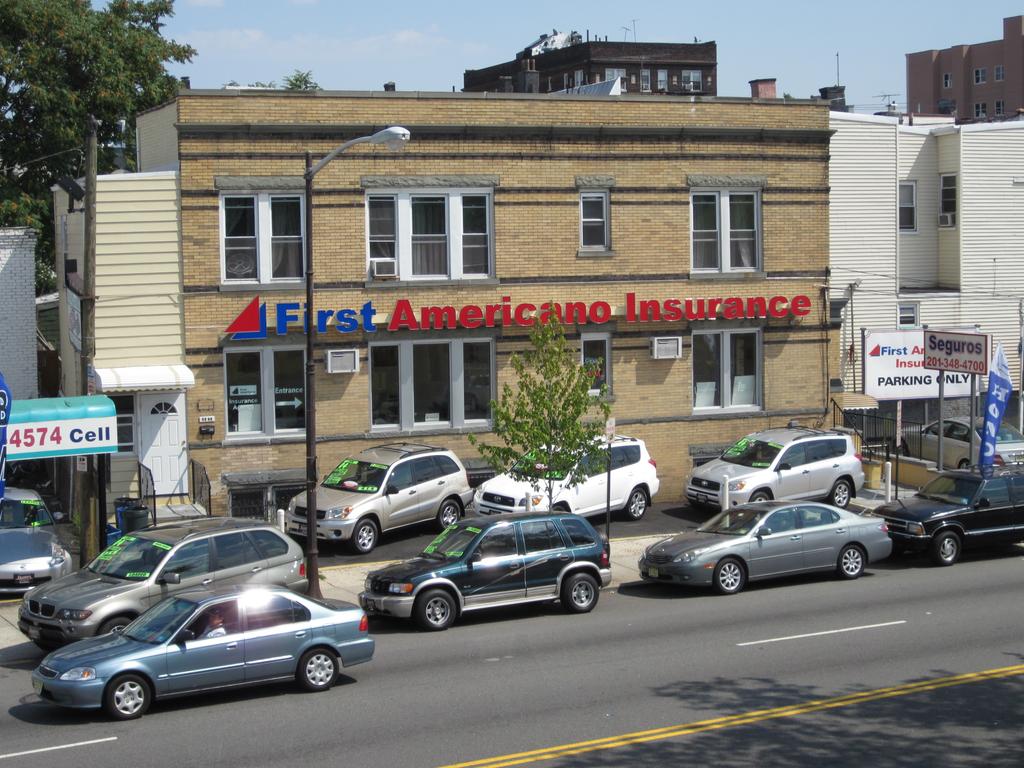 Dealership gallery photo 2