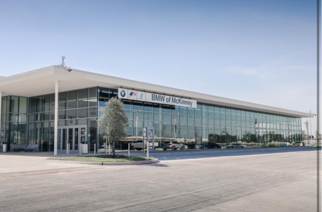 Dealership gallery photo 1