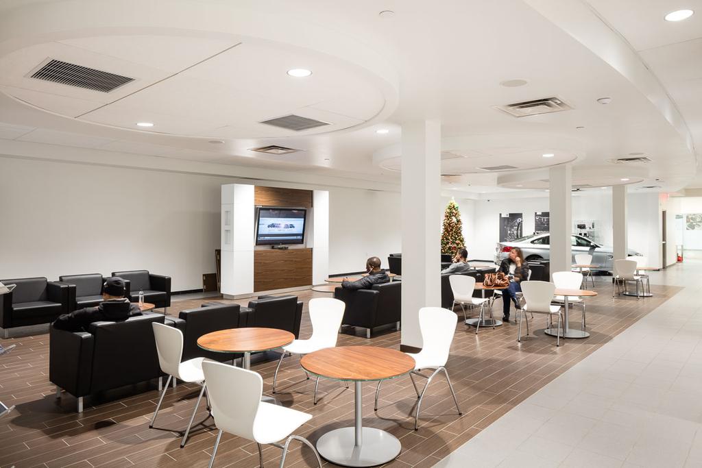 Dealership gallery photo 7