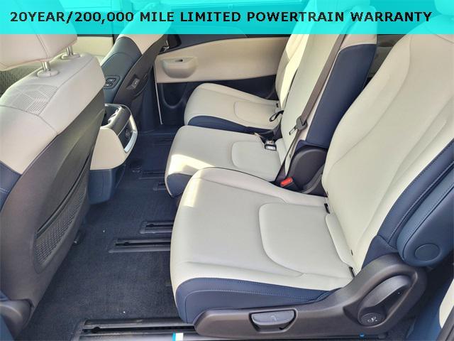 new 2026 Kia Carnival Hybrid car, priced at $42,622