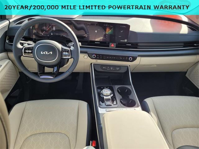 new 2026 Kia Carnival Hybrid car, priced at $42,622