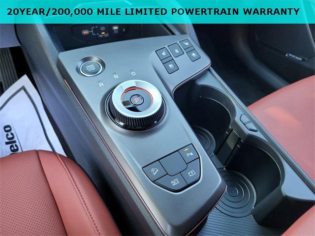 new 2026 Kia Sportage Hybrid car, priced at $40,535