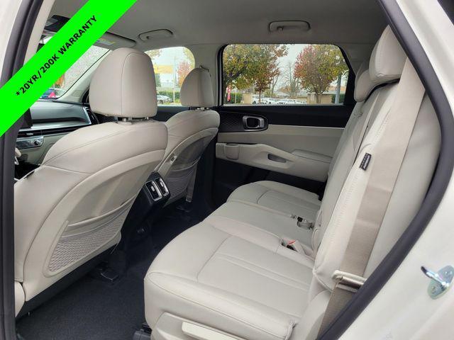 new 2026 Kia Sorento Hybrid car, priced at $36,595