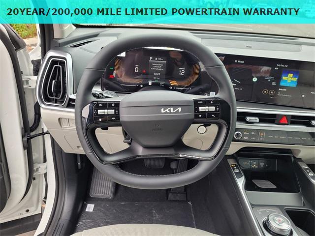 new 2026 Kia Sorento Hybrid car, priced at $38,595