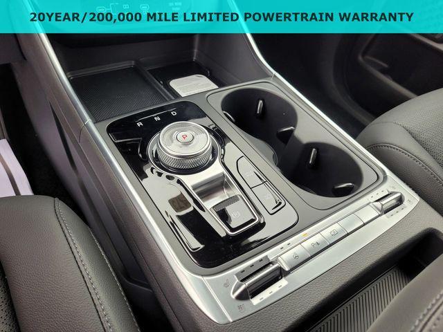 new 2026 Kia Carnival Hybrid car, priced at $53,925