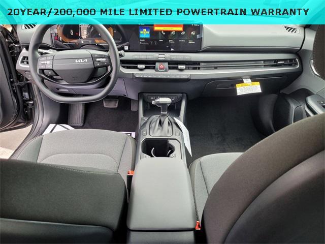new 2025 Kia K4 car, priced at $23,685