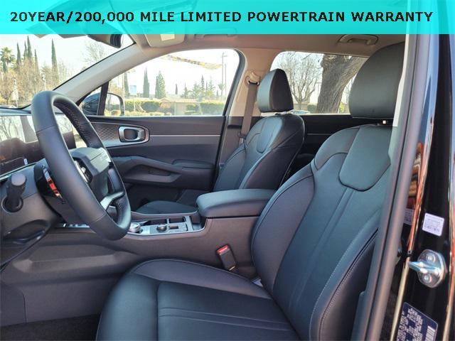 new 2026 Kia Sorento Hybrid car, priced at $40,310