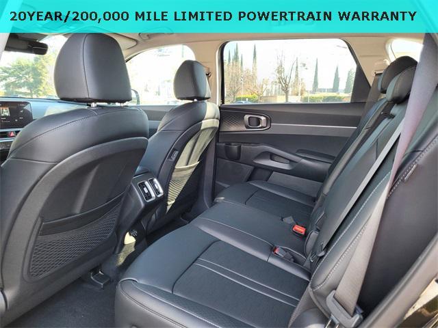 new 2026 Kia Sorento Hybrid car, priced at $40,310