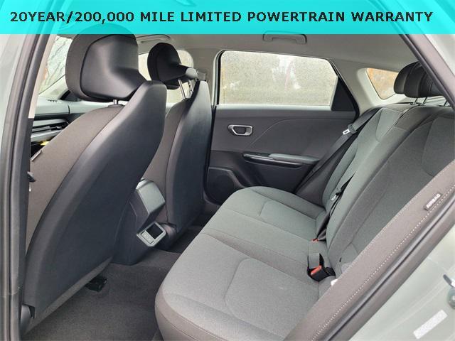 new 2025 Kia K4 car, priced at $23,685