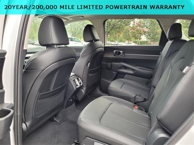 new 2026 Kia Sorento car, priced at $39,995