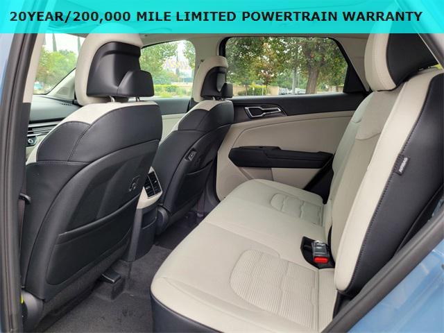 new 2026 Kia Sportage Hybrid car, priced at $40,725