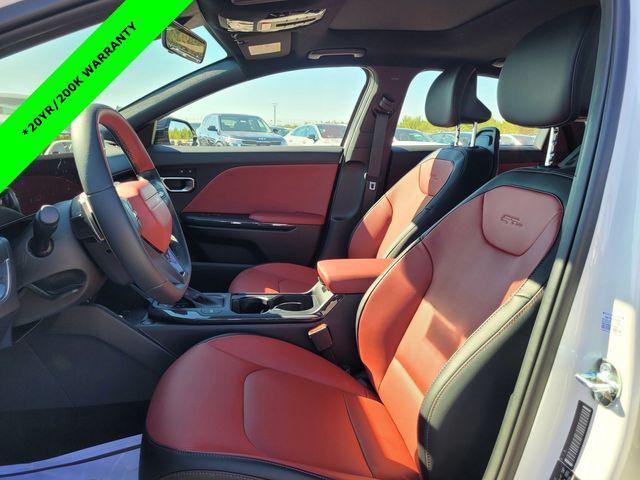 new 2025 Kia K4 car, priced at $28,075