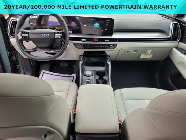 new 2026 Kia Sorento Hybrid car, priced at $38,100