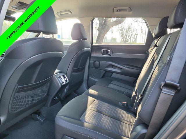 new 2026 Kia Sorento car, priced at $30,376