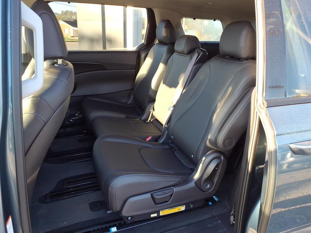 new 2026 Kia Carnival car, priced at $47,523