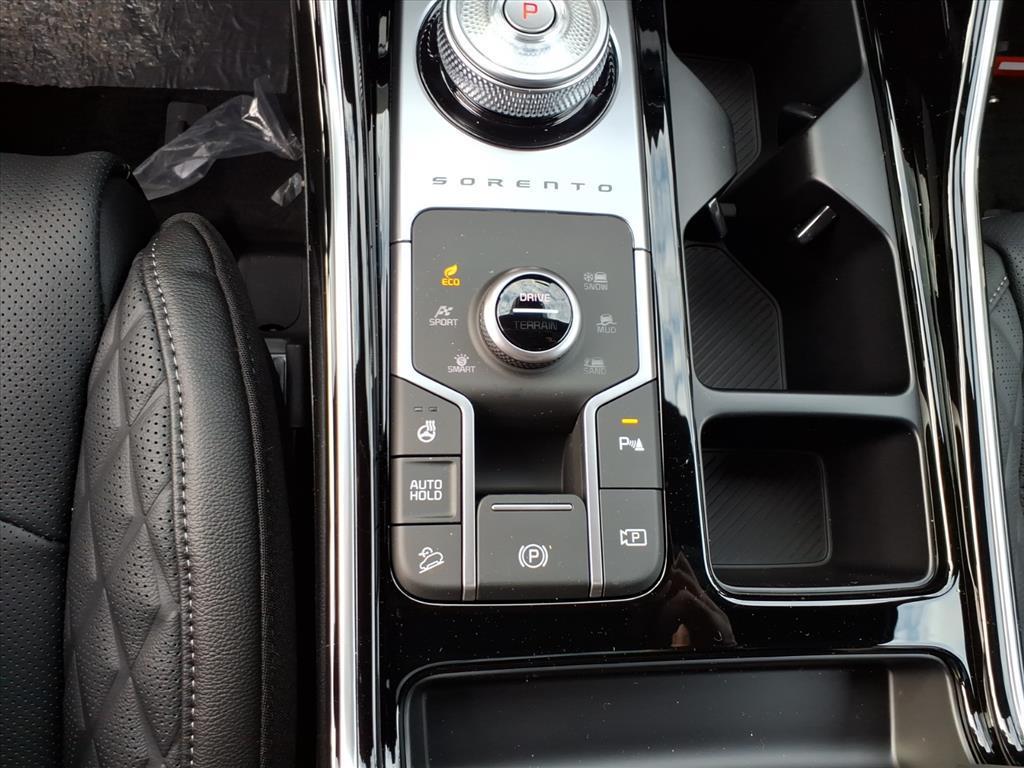 new 2026 Kia Sorento Hybrid car, priced at $47,277