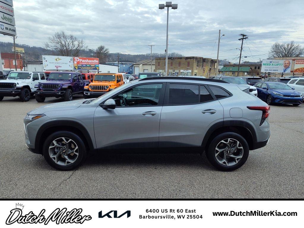 used 2025 Chevrolet Trax car