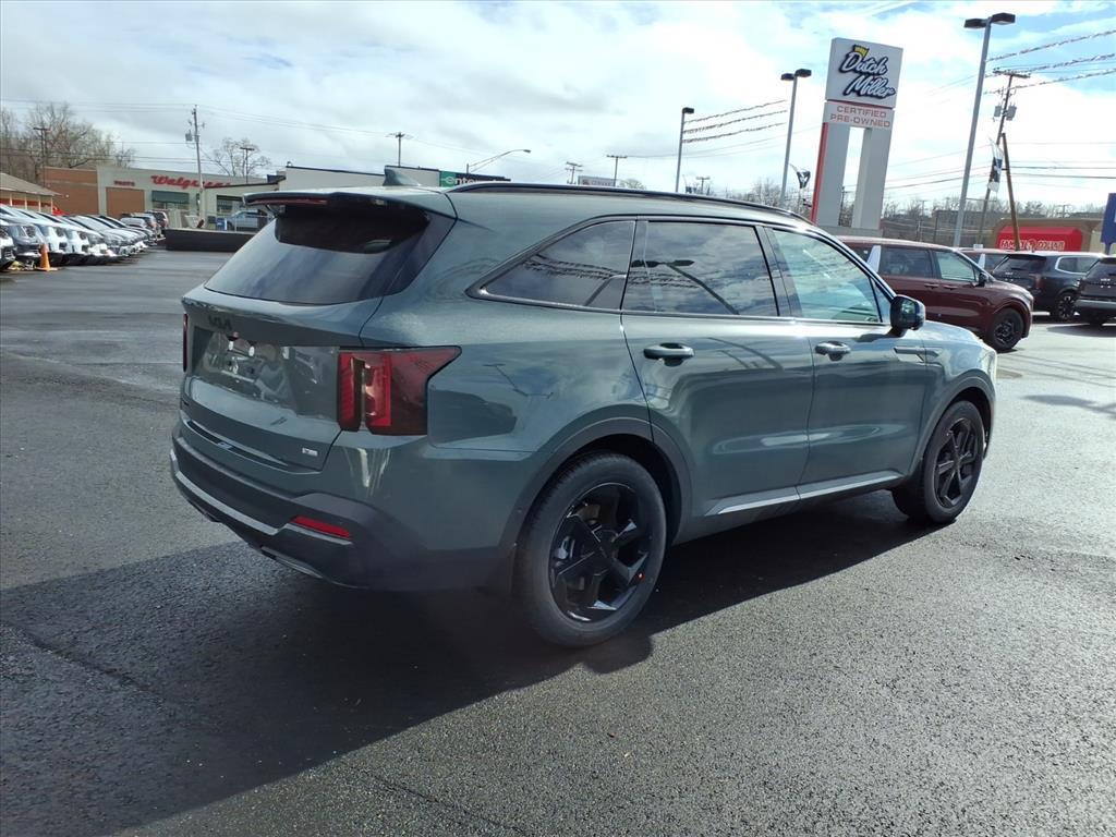 new 2026 Kia Sorento Hybrid car, priced at $48,700